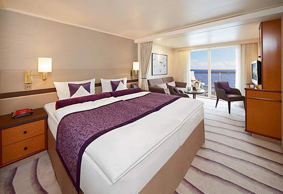 Hapag Lloyd MS Europa Veranda Suite New.jpg